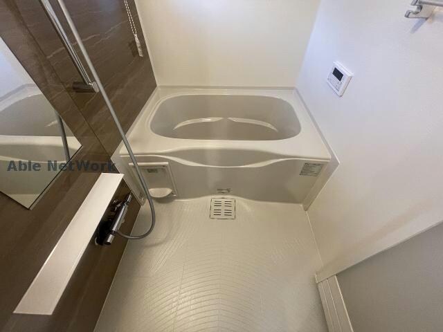  東海道本線/南大高駅 徒歩24分 2階 築2年