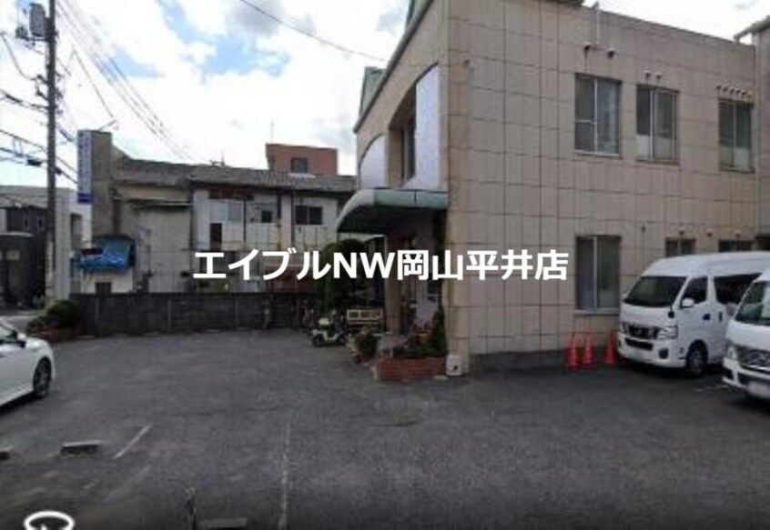 岡田内科(病院)まで2233m グランドライフＪＫ