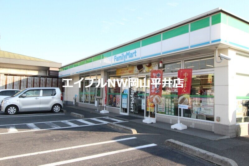 ファミリーマート岡山青江六丁目店(コンビニ)まで659m メゾン・ド・昭裕Ⅱ