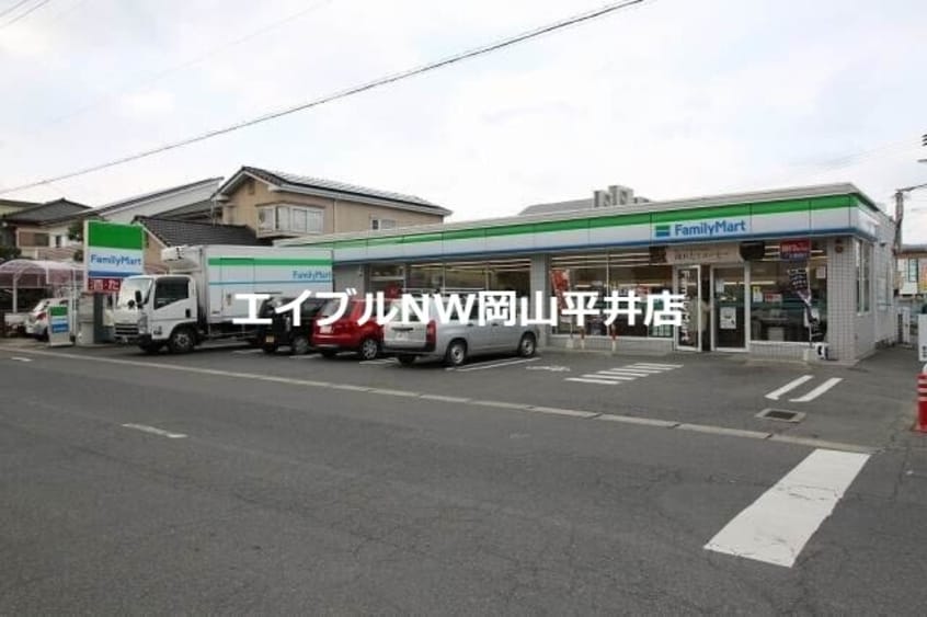 ファミリーマート岡山西川原一丁目店(コンビニ)まで806m RIVER CITY 西川原
