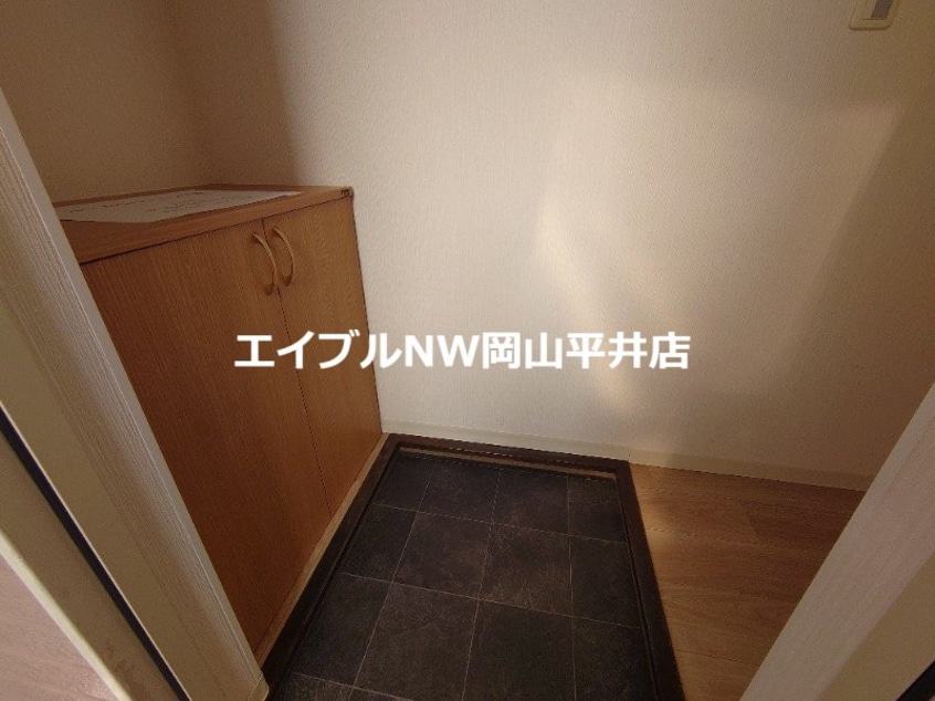  ファミール中川　B