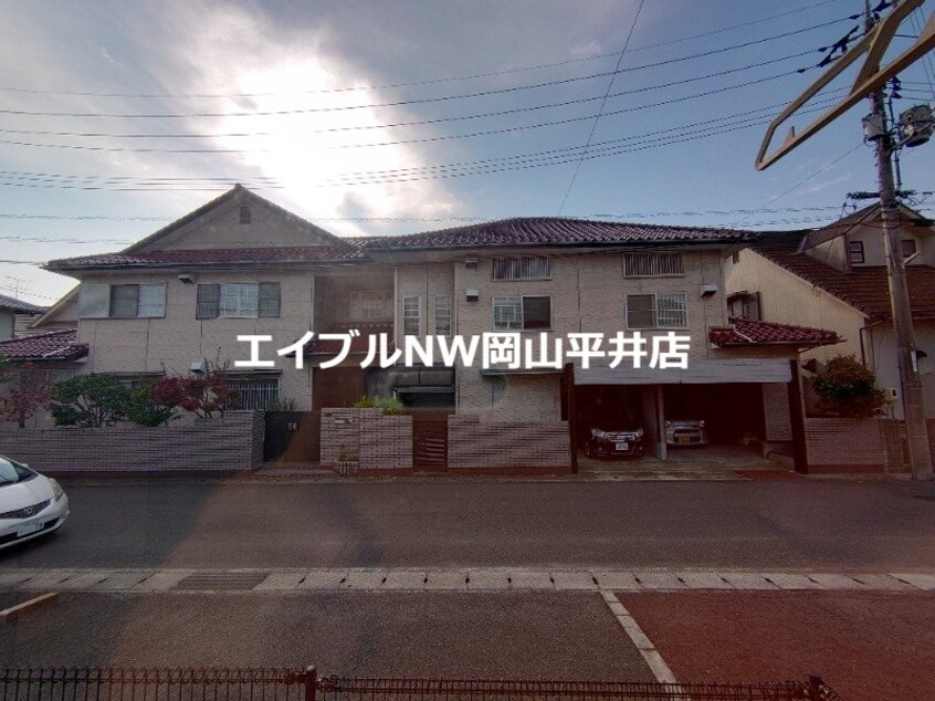  ファミール中川　B