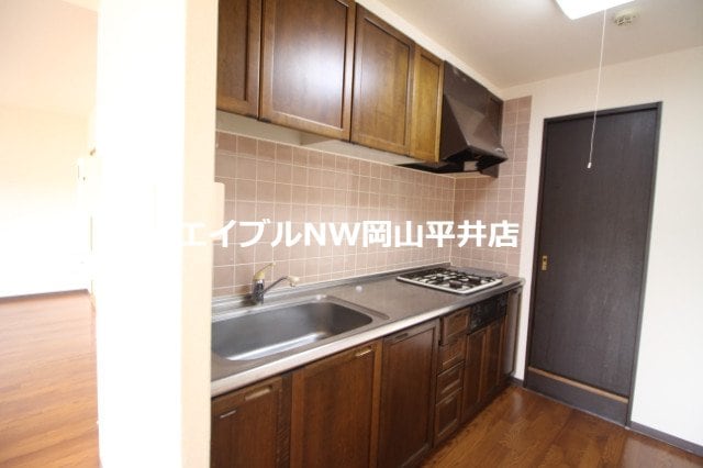  サーパス藤原西町