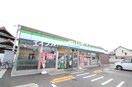 ファミリーマート岡山新福店(コンビニ)まで377m コニファープラザ新福
