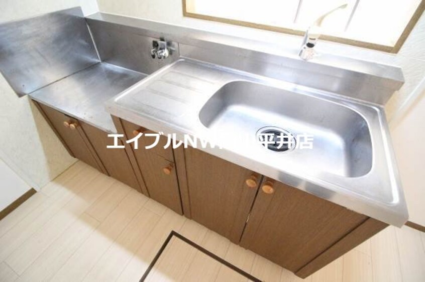  ニューハピニス　Ｂ棟