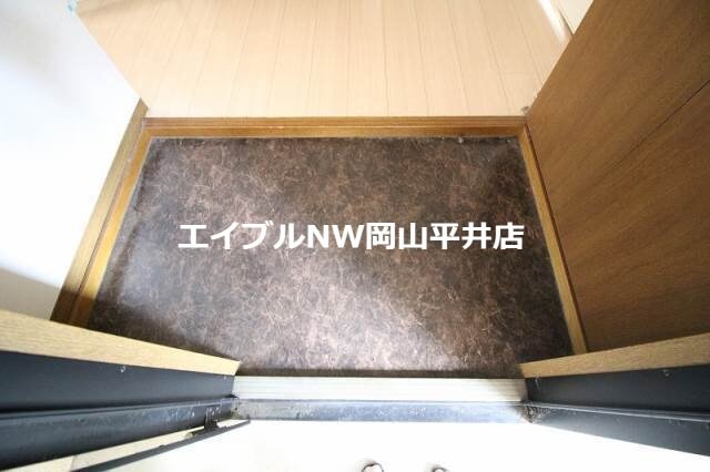  ニューハピニス　Ｂ棟