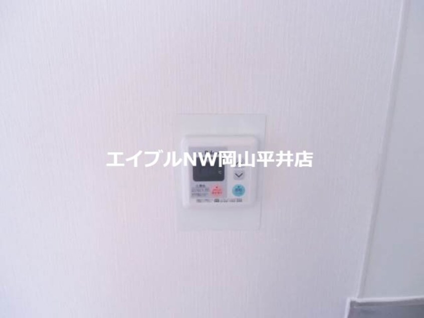  ドミ・アゼリアＢ