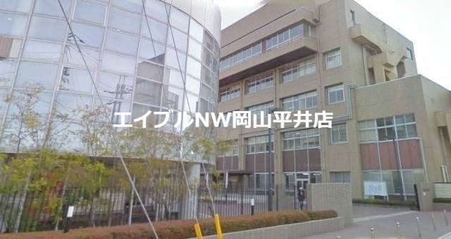 私立就実大学・短期大学(大学/短大/専門学校)まで103m ウェーブレジデンス西川原