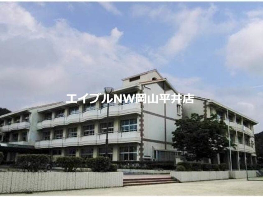 玉野市立宇野中学校(中学校/中等教育学校)まで1223m 岸本コーポ　B