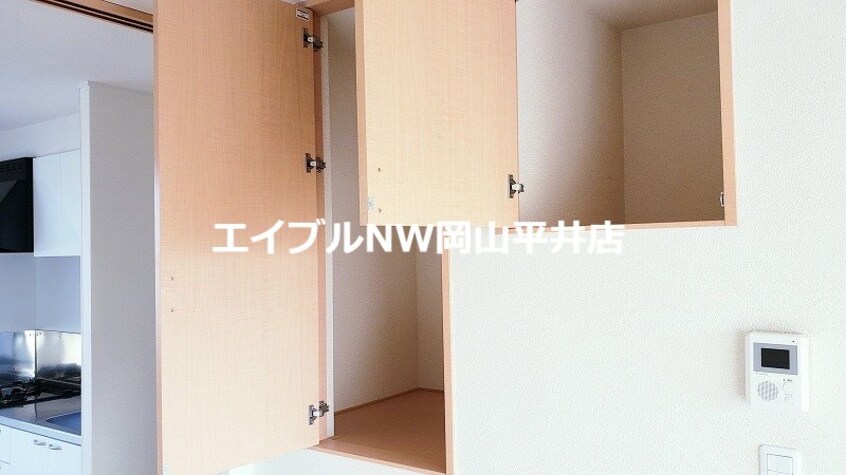  レオネクスト倉富