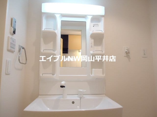  Ｅａｓｔ　Ｃｉｔｙ　壱番館