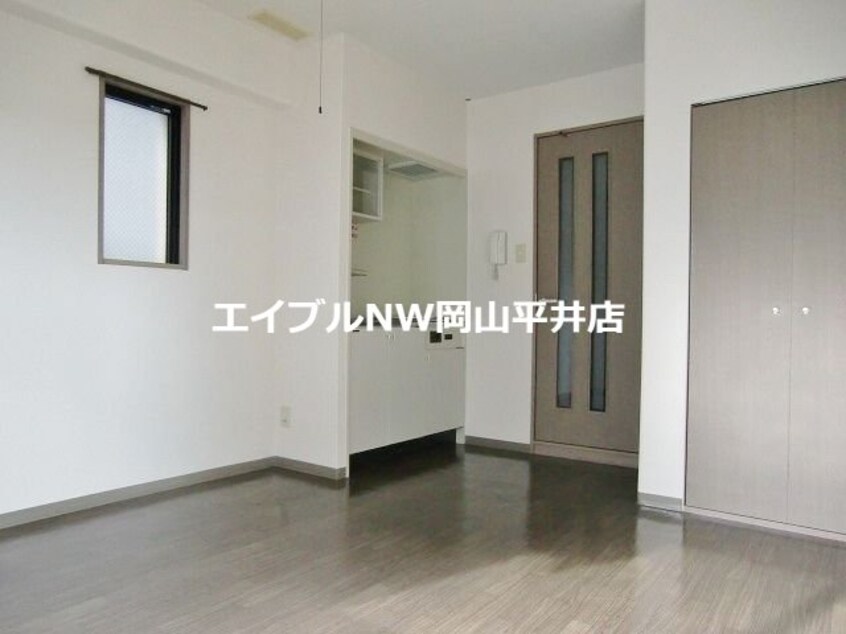 同物件別部屋の写真です アーバンハイム小橋