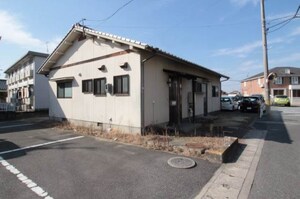 吉岡貸家