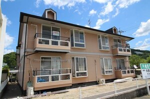 ファミーユ竹原　Ｂ