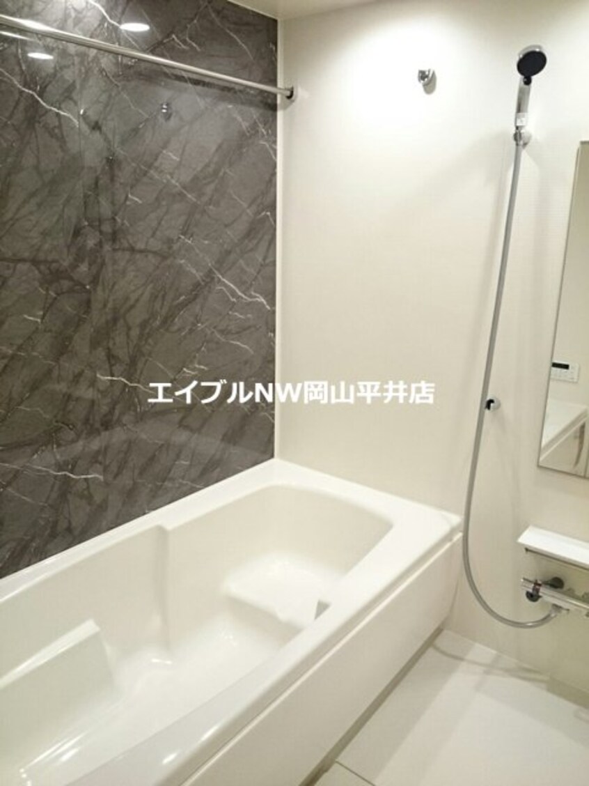  クレストハイムＡ