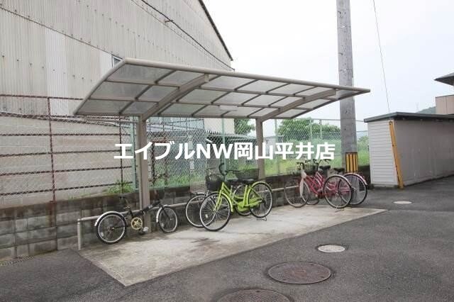 ヌーヴォーシャンテＢ