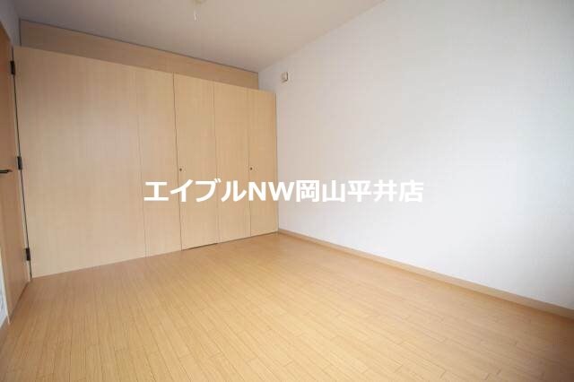  ヌーヴォーシャンテＢ