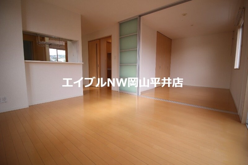  シャーメゾン湊　十壱番館