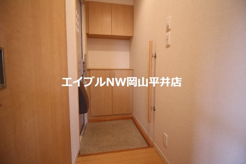  シャーメゾン湊　十壱番館