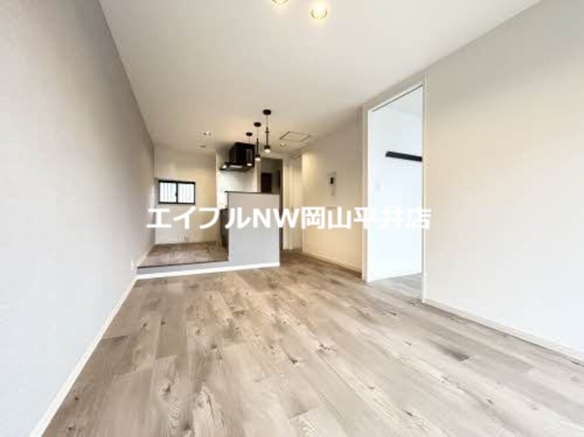  ハイツヒラオカ