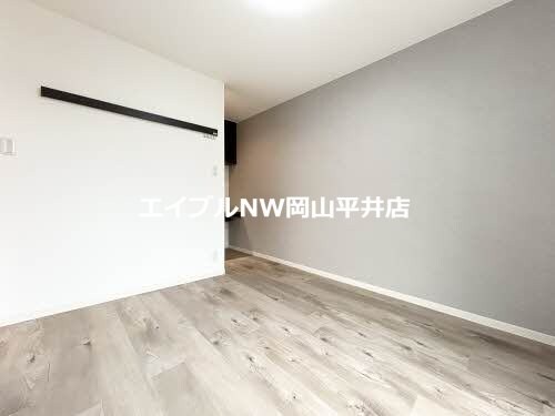  ハイツヒラオカ