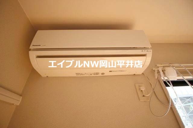  フローラル東岡山　A