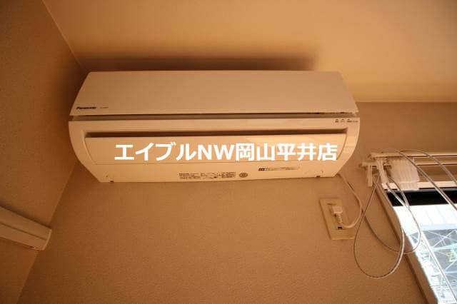  フローラル東岡山　A