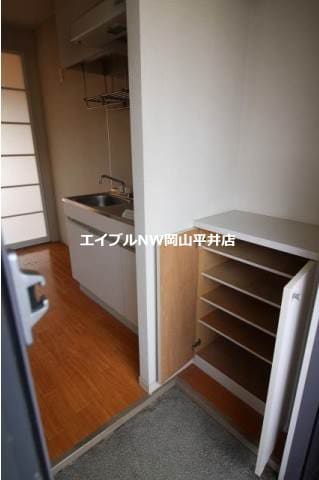  フローラル東岡山　A