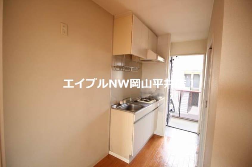  フローラル東岡山　A