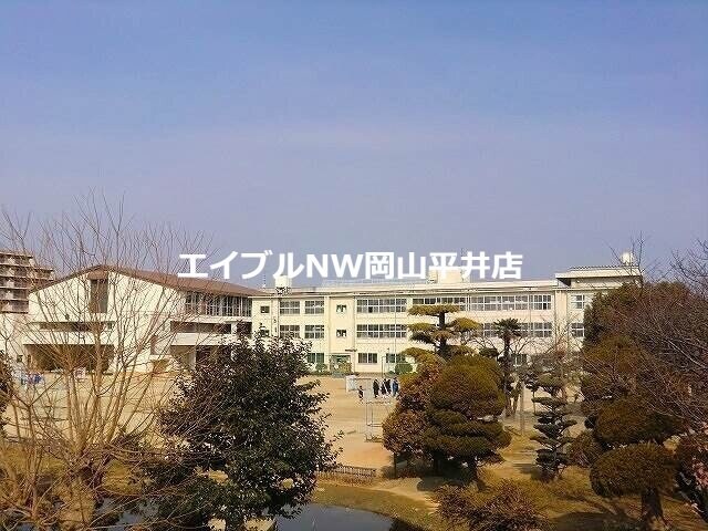 岡山市立岡山中央小学校(小学校)まで822m Harvest　Moon