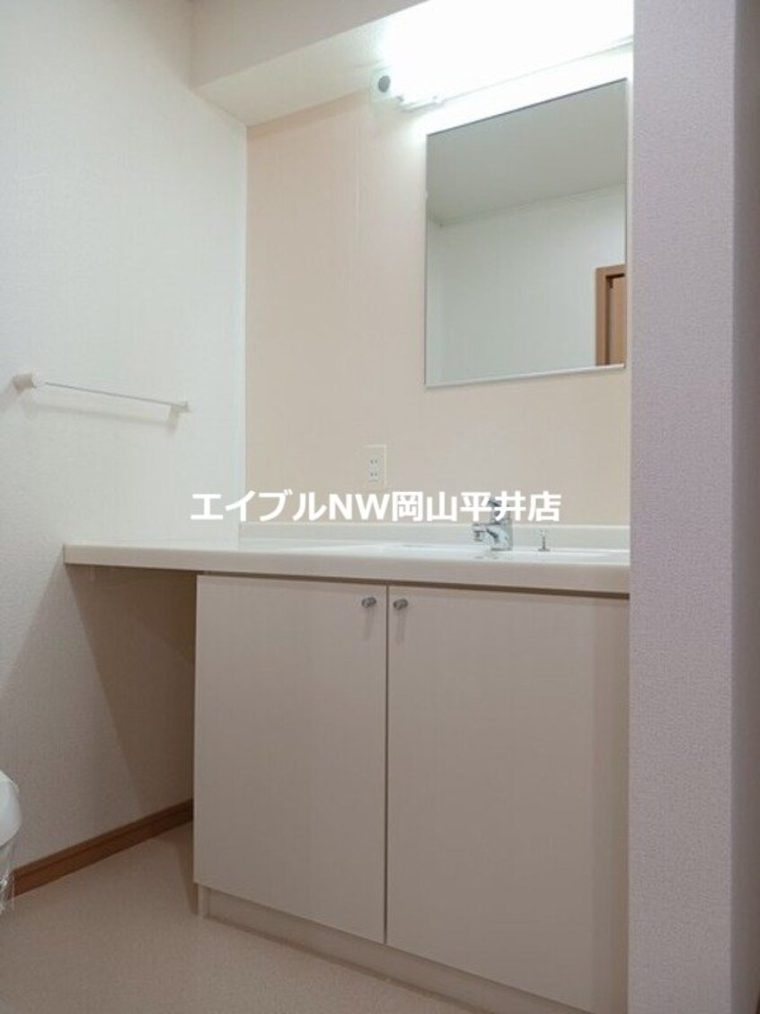  アラン　コート