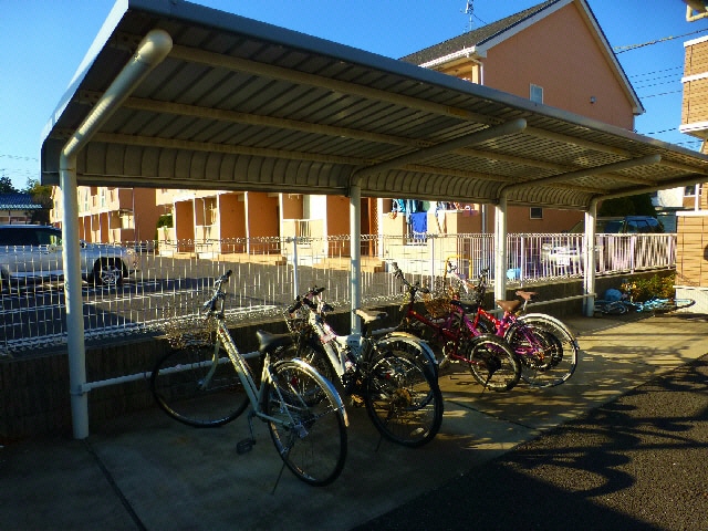 駐輪場 総武本線/四街道駅 バス10分いちご園下車:停歩1分 1階 築16年