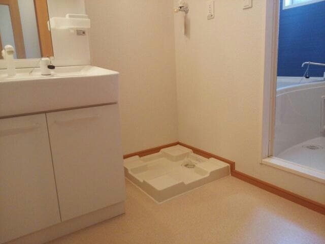  総武本線/四街道駅 バス10分いちご園下車:停歩1分 1階 築16年