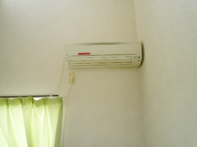 エアコン 総武本線/四街道駅 徒歩15分 1階 築38年