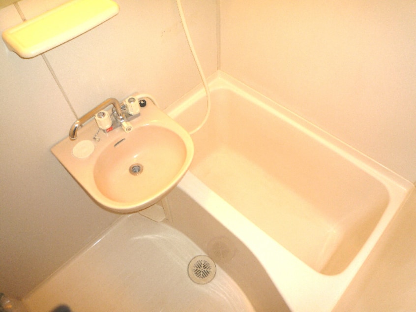 他号室参考写真 総武本線/四街道駅 バス10分桜ヶ丘南下車:停歩7分 1階 築31年