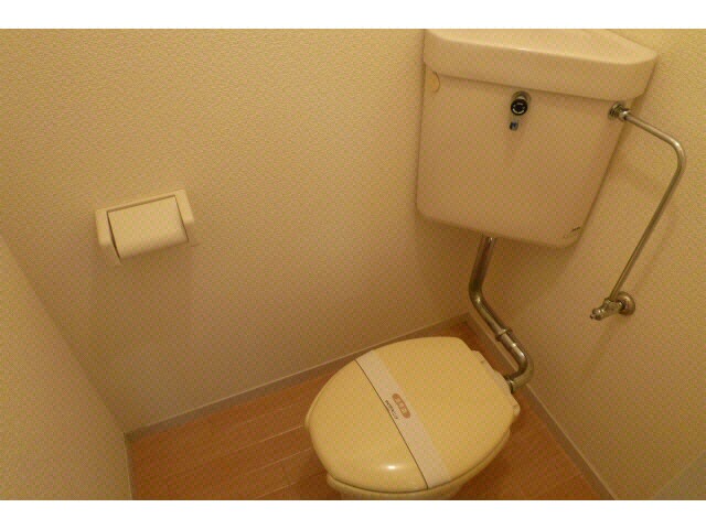 たっぷり入る収納 総武本線/四街道駅 バス15分山王公民館下車:停歩4分 1階 築32年