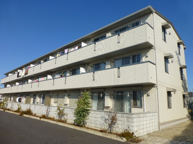 外観 総武本線/四街道駅 徒歩17分 2階 築16年