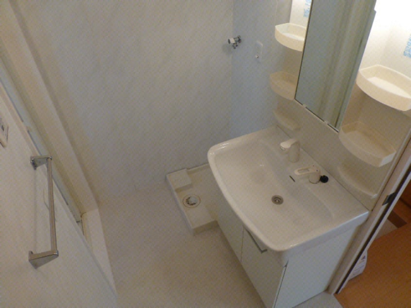 シャンプードレッサー 総武本線/四街道駅 徒歩17分 2階 築16年