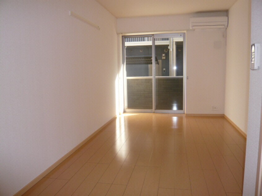 広々使える洋室 総武本線/都賀駅 徒歩5分 3階 築15年