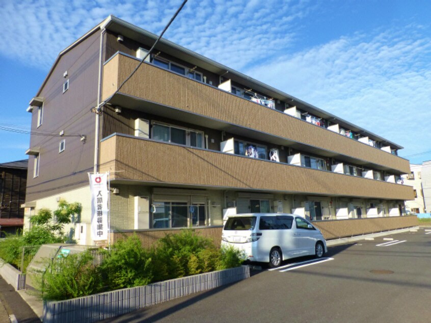 外観 総武本線/四街道駅 徒歩8分 3階 築15年