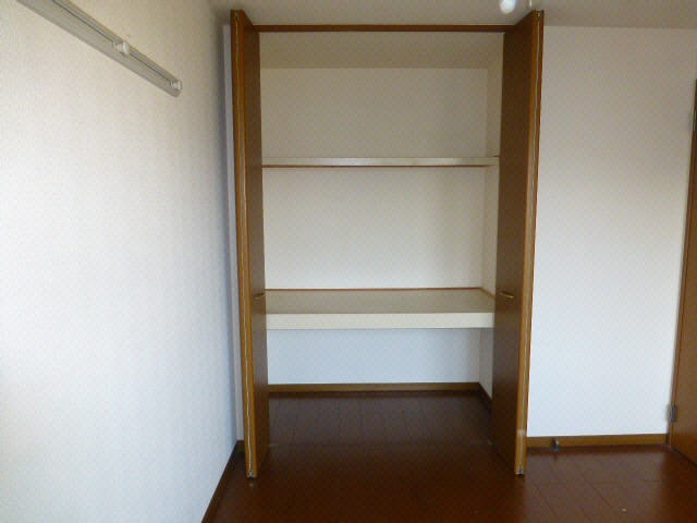  総武本線/四街道駅 バス5分六方新田下車:停歩7分 2階 築21年