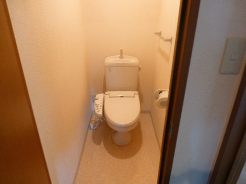  総武本線/四街道駅 バス5分六方新田下車:停歩7分 2階 築21年