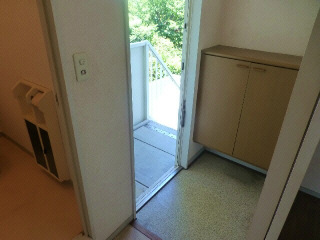  総武本線/四街道駅 バス15分技能センター入口下車:停歩3分 1階 築33年