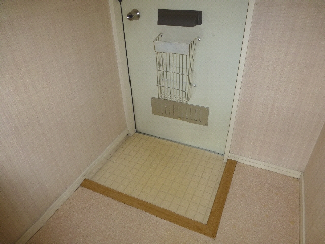 玄関ﾁｬｲﾑがあります 総武本線/四街道駅 徒歩5分 2階 築38年