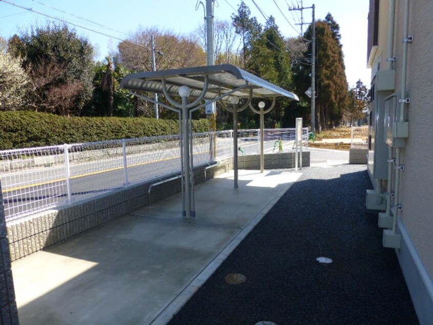 駐輪場 総武本線/四街道駅 バス15分吉岡中央下車:停歩1分 1階 築12年