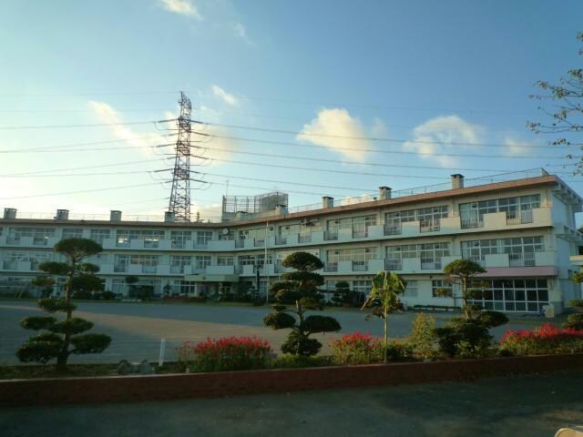 四街道市立山梨小学校(小学校)まで2293m 総武本線/四街道駅 徒歩44分 1階 築12年