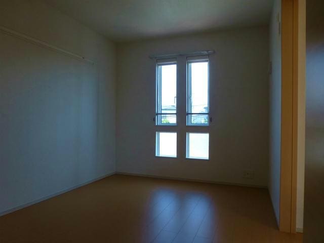  総武本線/四街道駅 バス3分小深下車:停歩6分 2階 築12年