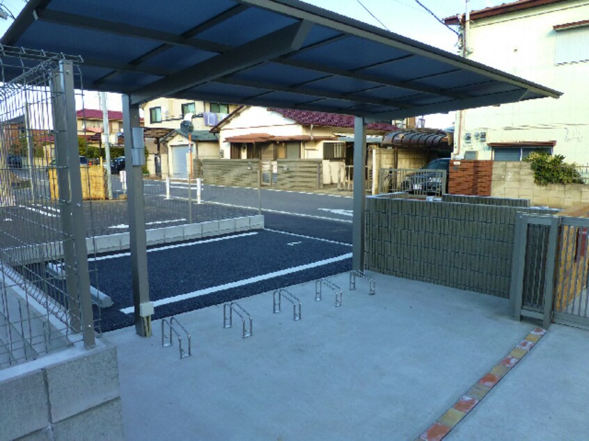 駐輪場 総武本線/四街道駅 徒歩14分 1階 築11年