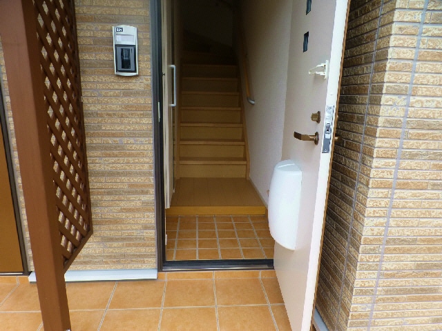  総武本線/四街道駅 バス13分総合公園前バス停下車:停歩13分 2階 築11年