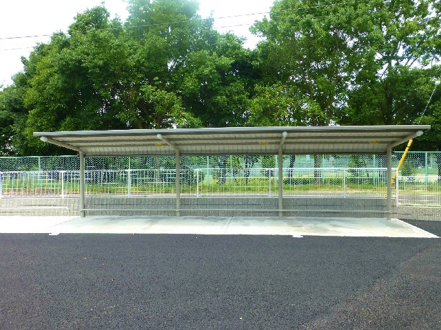 駐輪場 総武本線/四街道駅 バス13分総合公園前バス停下車:停歩13分 2階 築11年